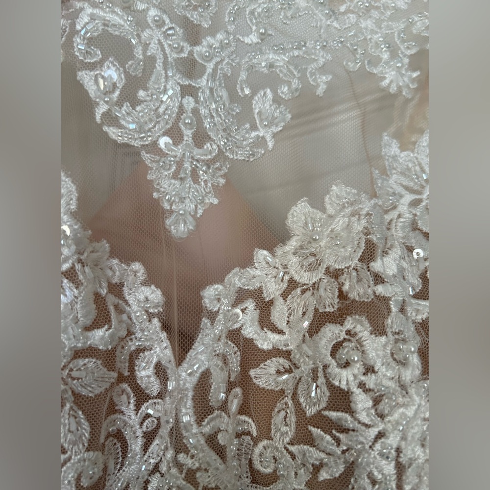 New Maggie Sottero “Madilyn” Wedding Dress/Gown Ivory/Nude Size 8. Includes Veil - Picture 10 of 16